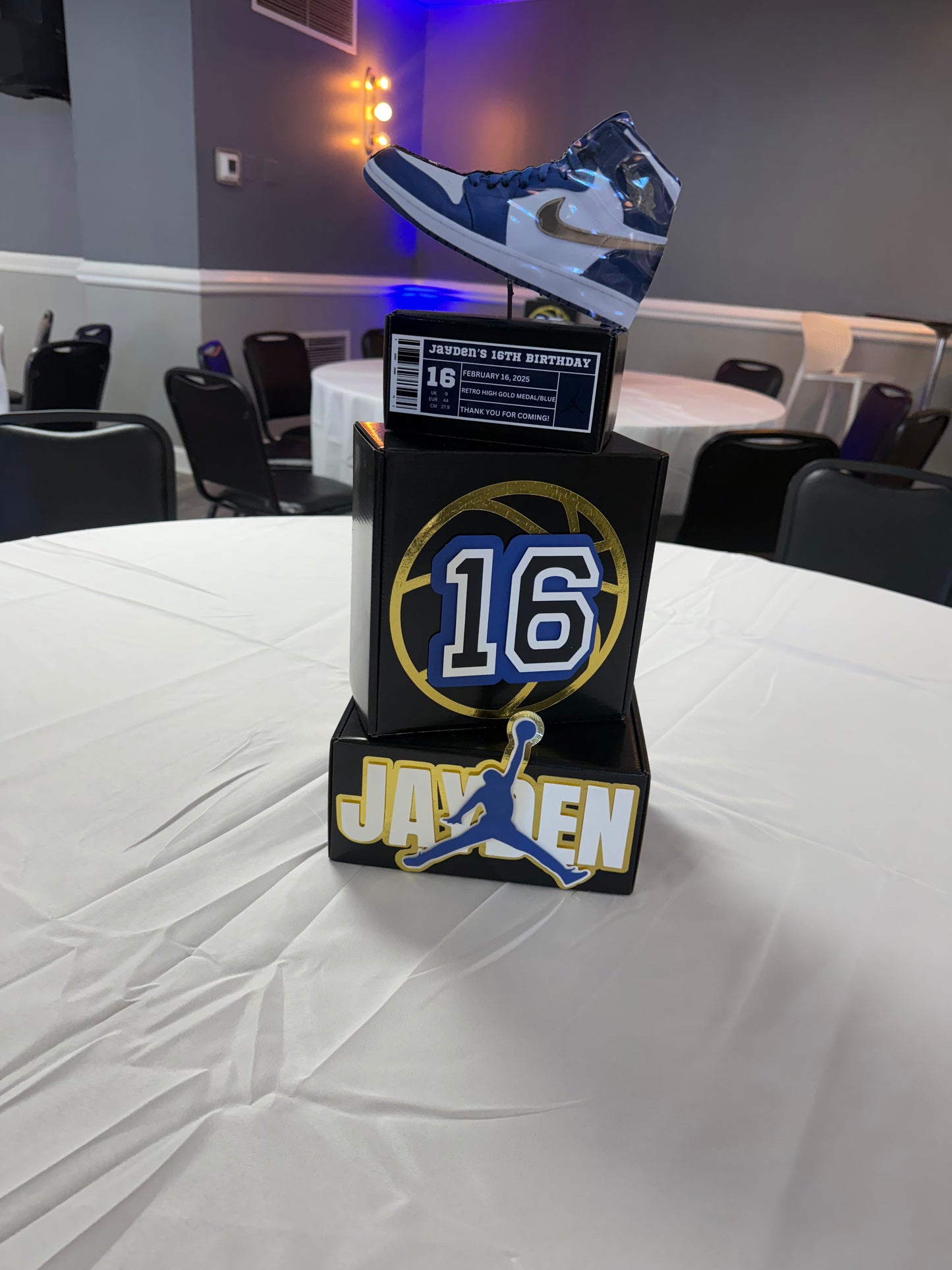 Sneaker/Basketball Centerpieces